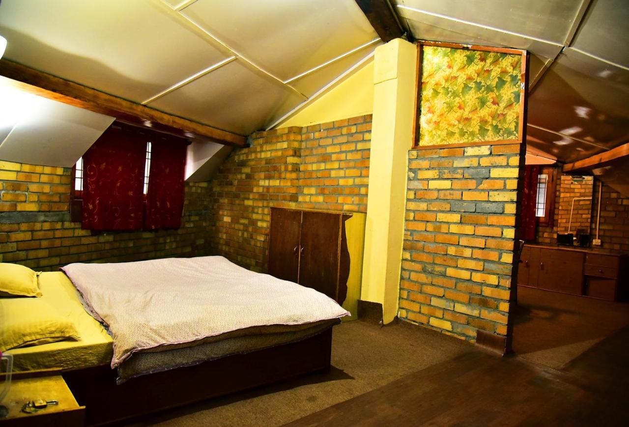 The Alpine Guest House 카솔 외부 사진