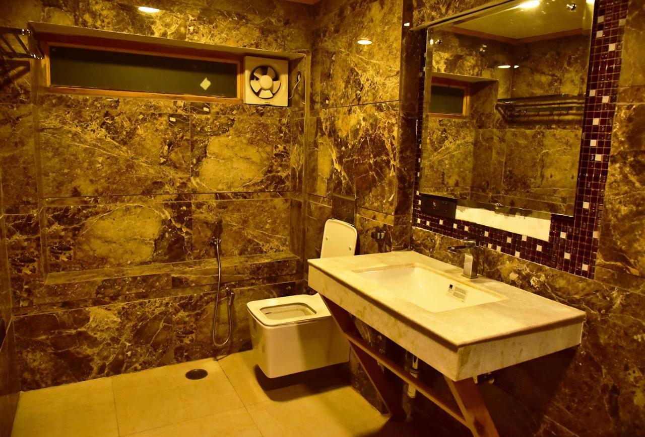 The Alpine Guest House 카솔 외부 사진