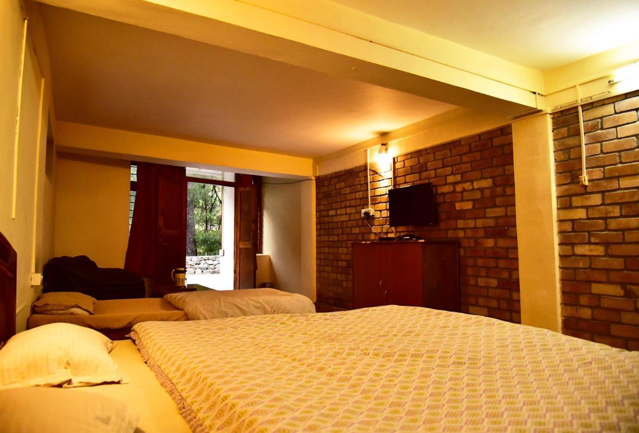 The Alpine Guest House 카솔 외부 사진