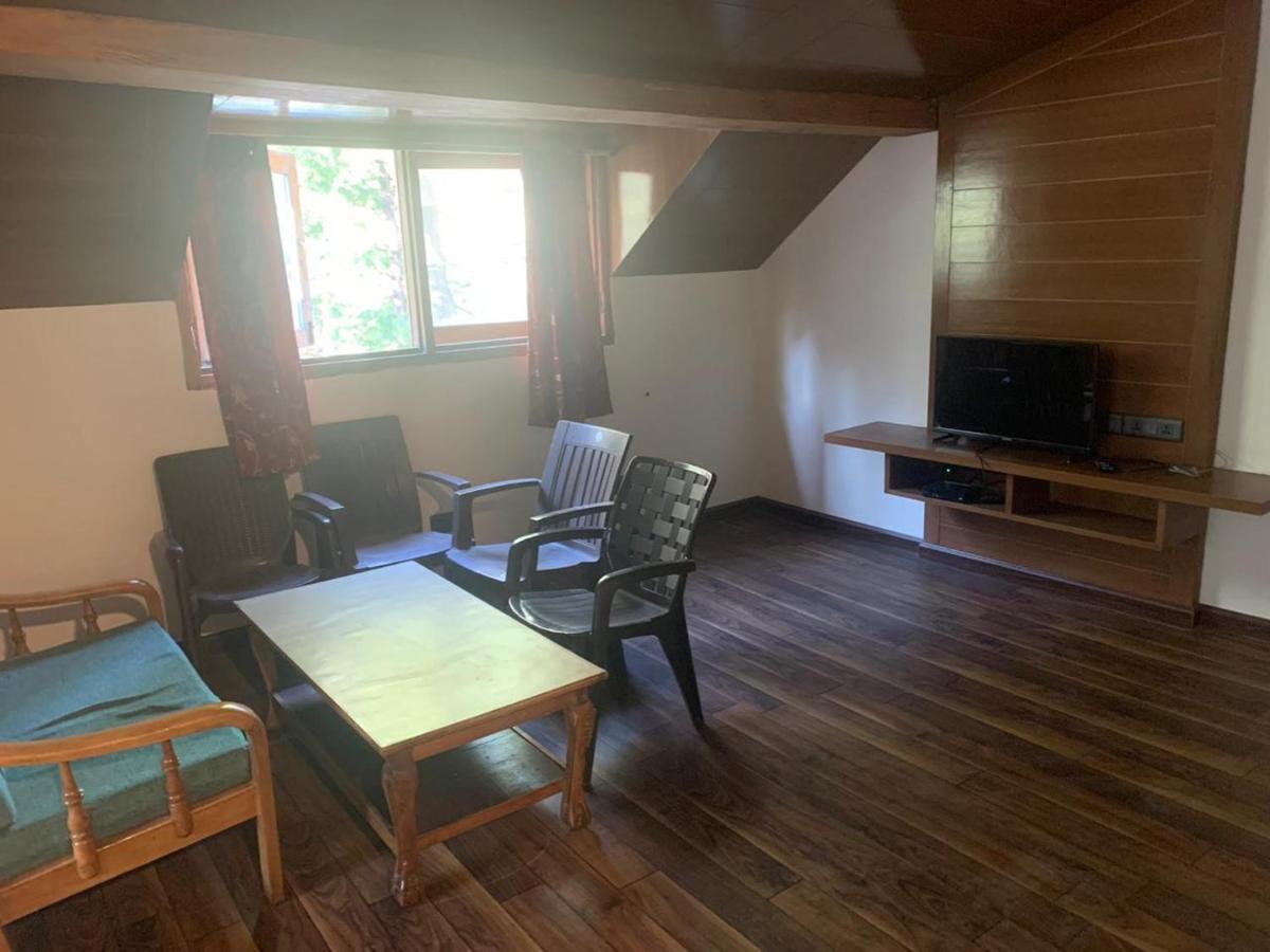 The Alpine Guest House 카솔 외부 사진