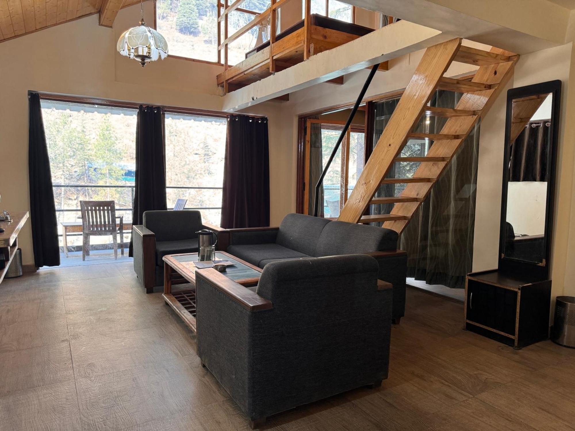 The Alpine Guest House 카솔 외부 사진